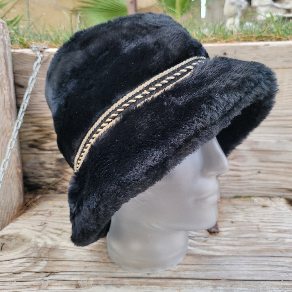 Vintage Cossack Hat Black winter Russian faux fur feather CAP Union Tag